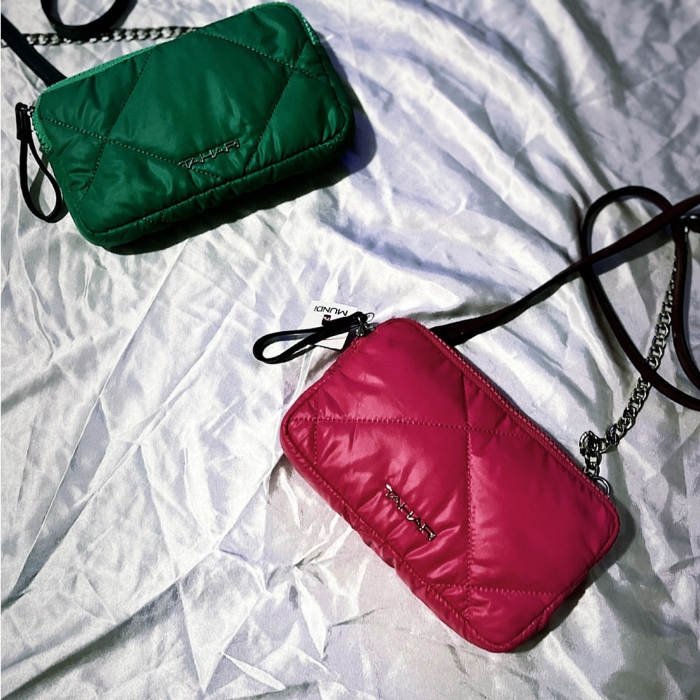 Tahari purse